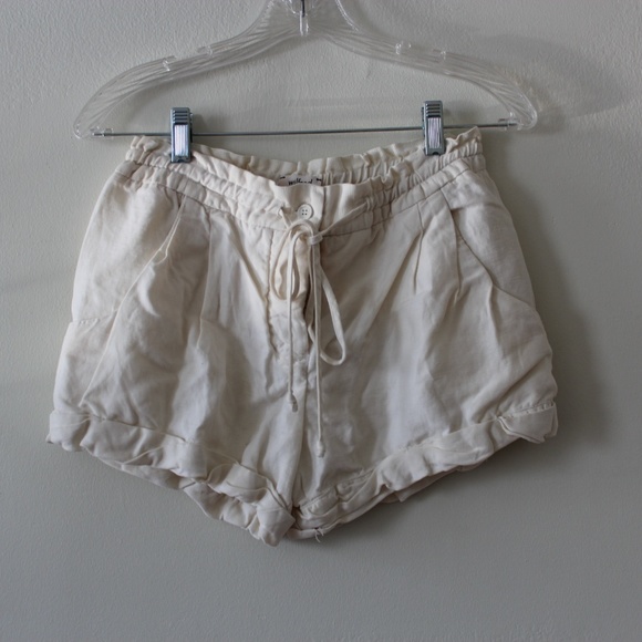 Aritzia Pants - ARTIZIA Wilfred Cotton-Linen Shorts 2/XS/S